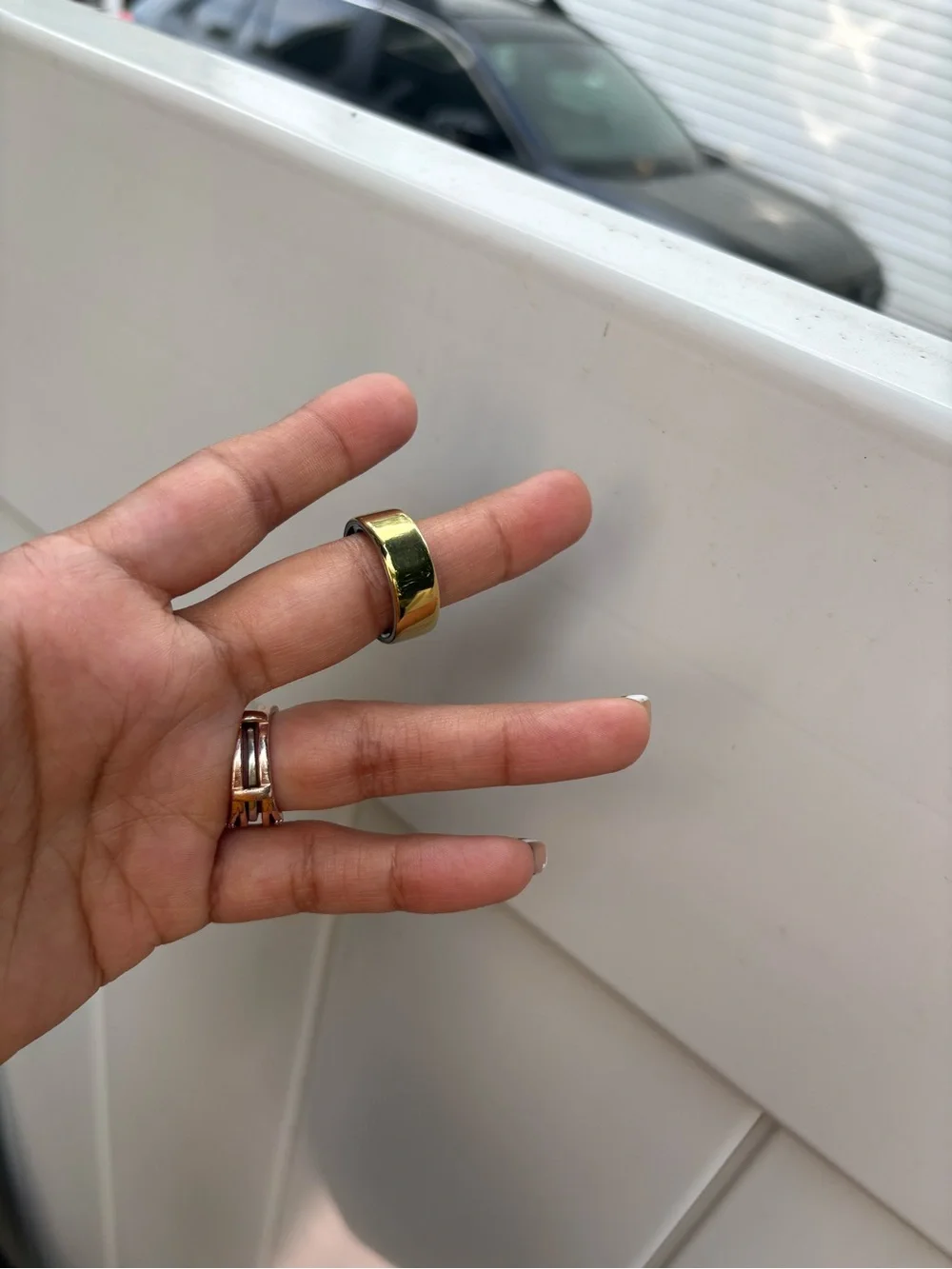 Oura ring Gen 4 size 6 in Gold color